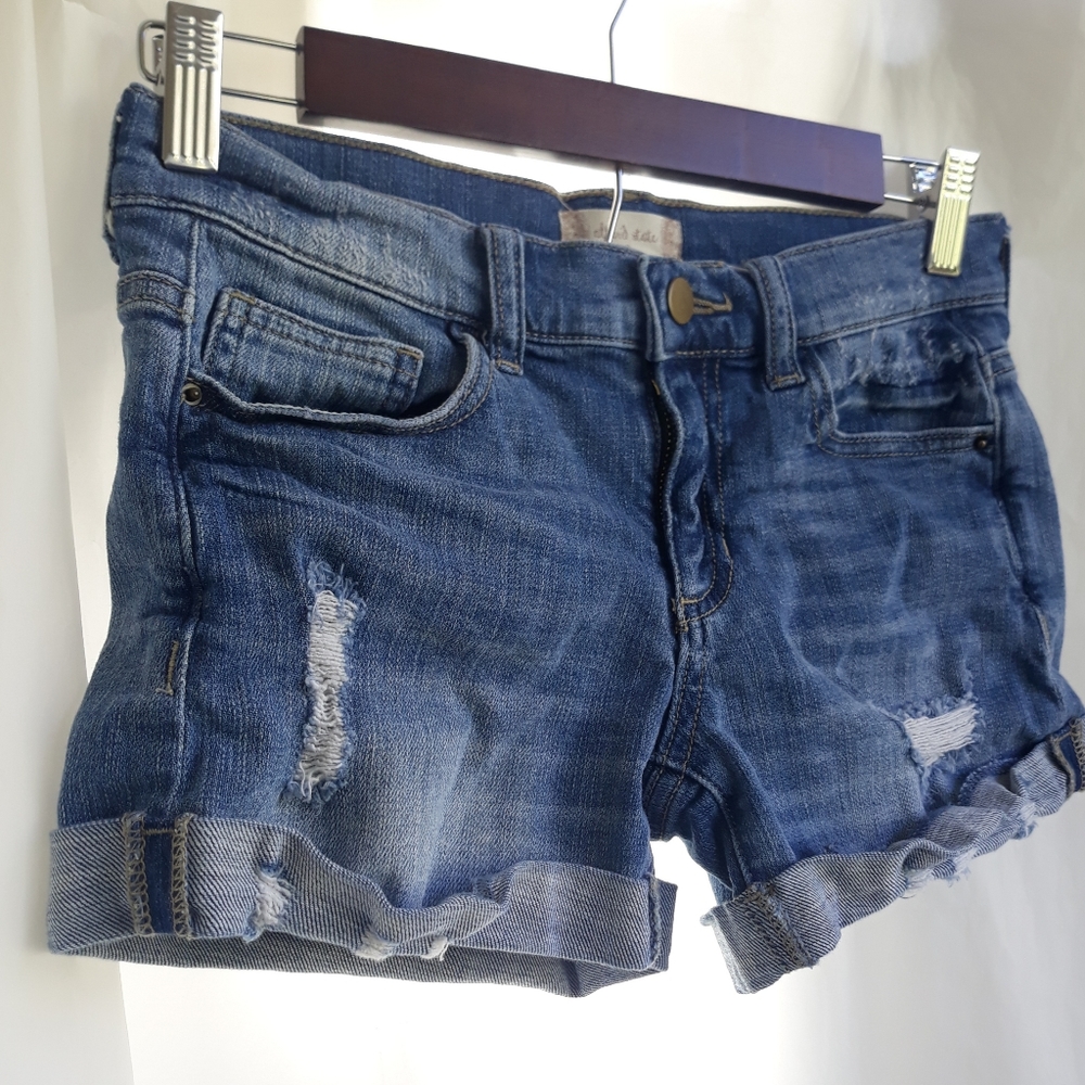 Altar'd state distressed denim shorts. Sz 0.